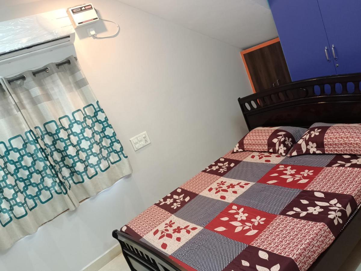 Advik Homestays Tirupati Esterno foto
