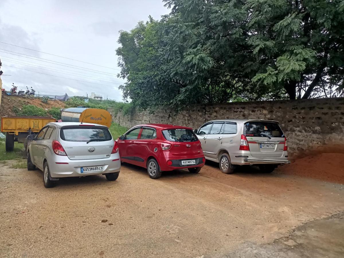 Advik Homestays Tirupati Esterno foto