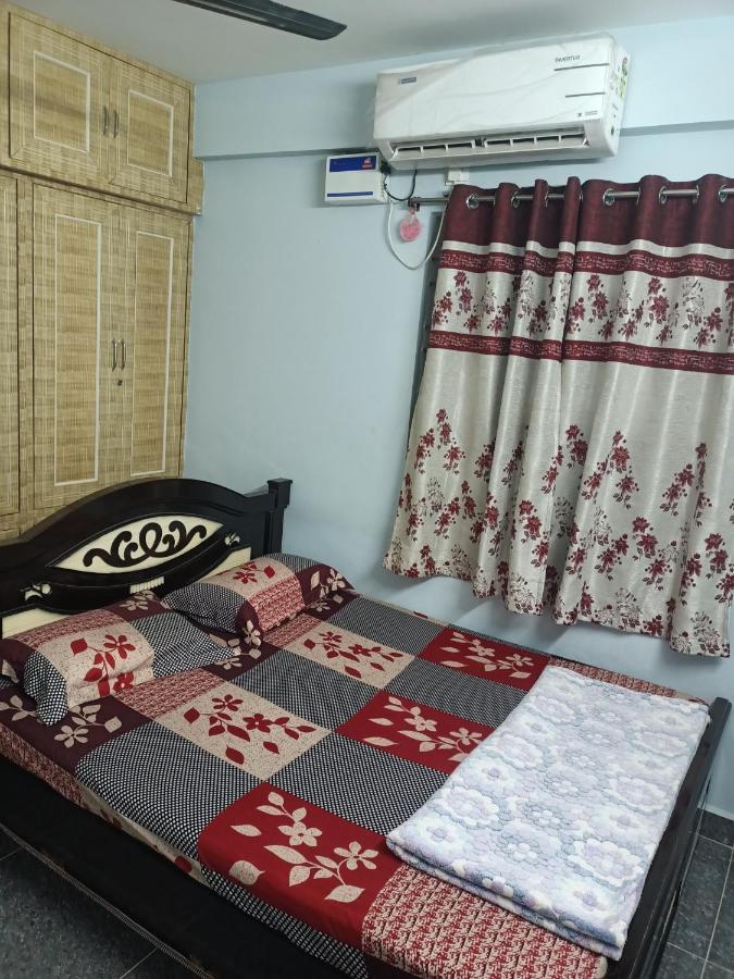 Advik Homestays Tirupati Esterno foto