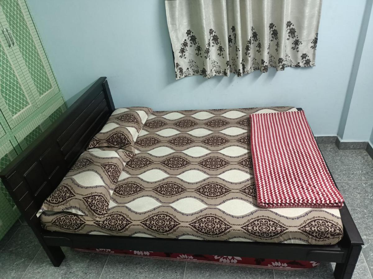 Advik Homestays Tirupati Esterno foto